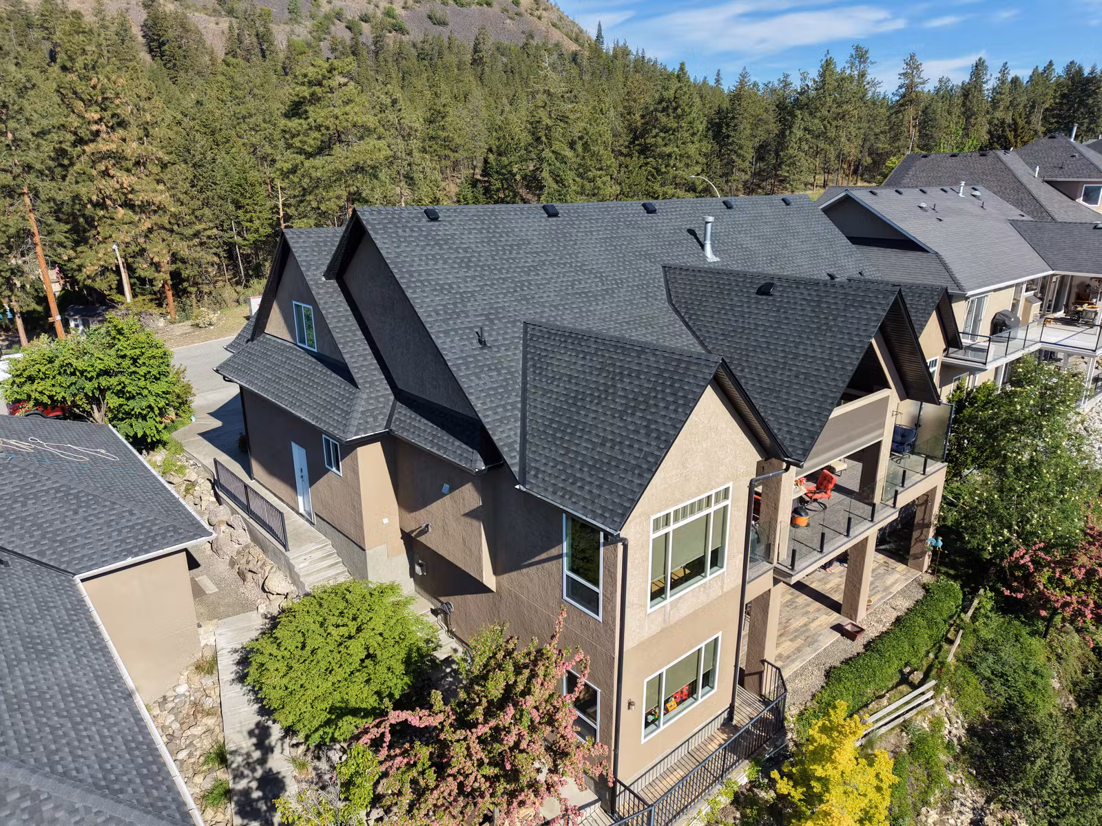 Multi-Gable Roof Replacement in Lakeview Heights