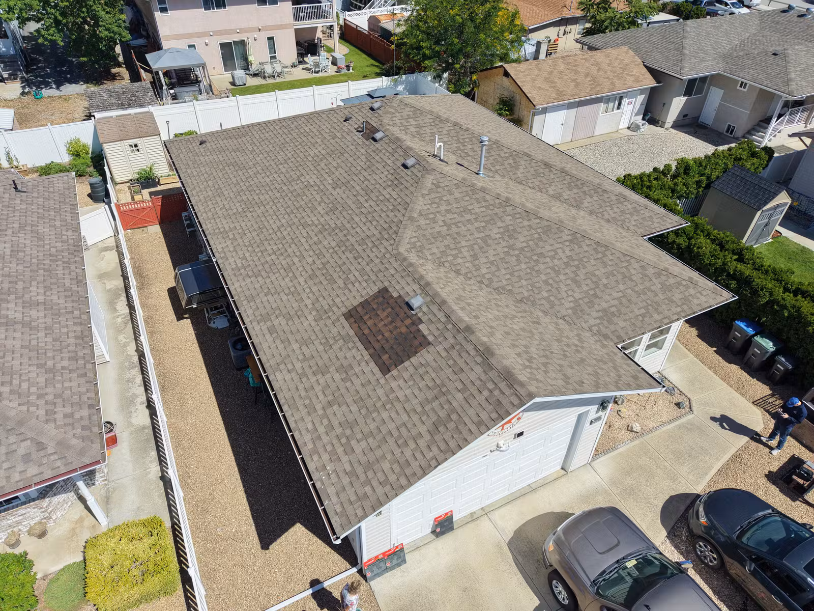 GAF Timberline HDZ Charcoal shingles installed on an Oliver BC home